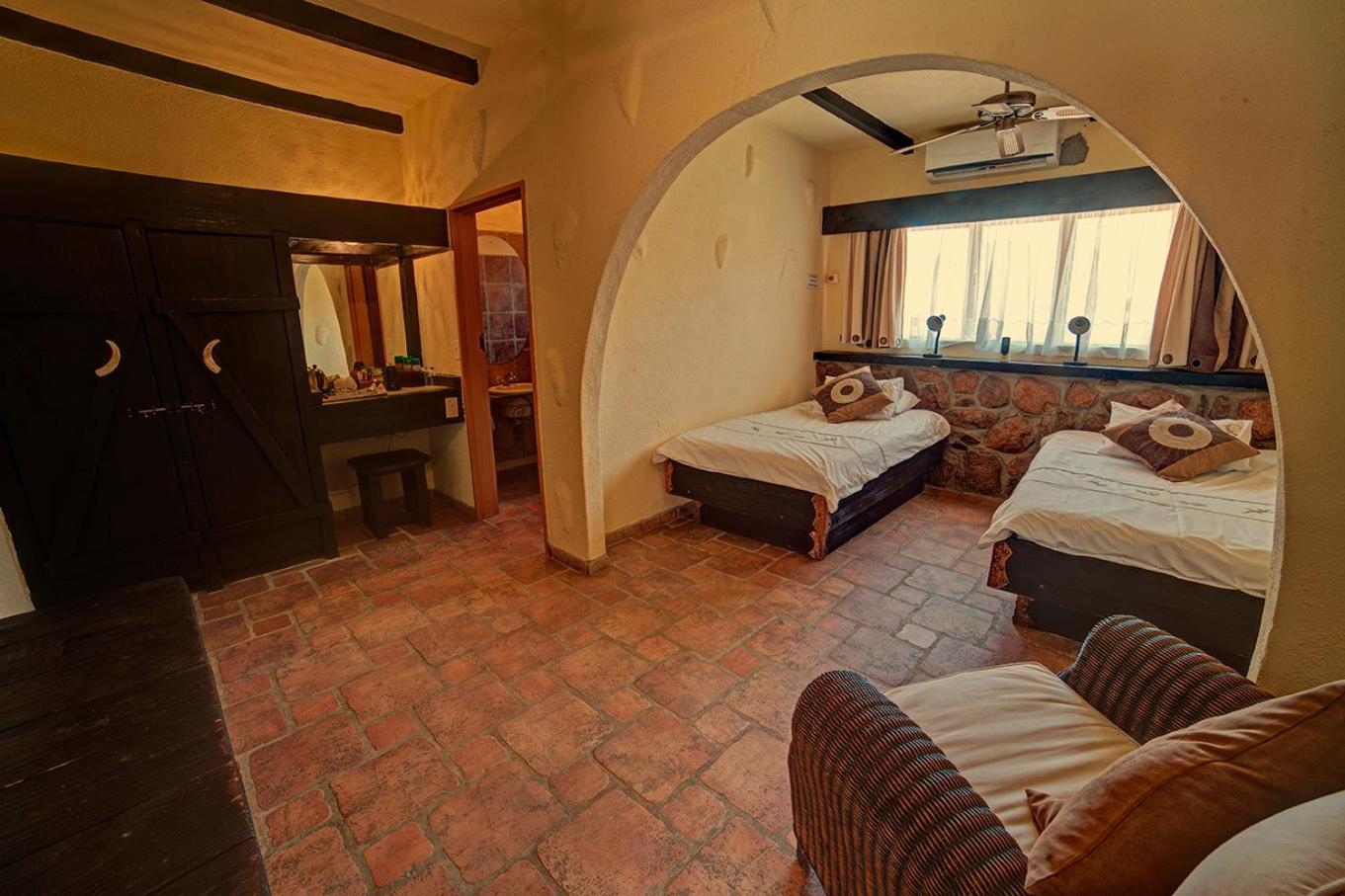 Mount Etjo Safari Lodge Kalkfeld 외부 사진