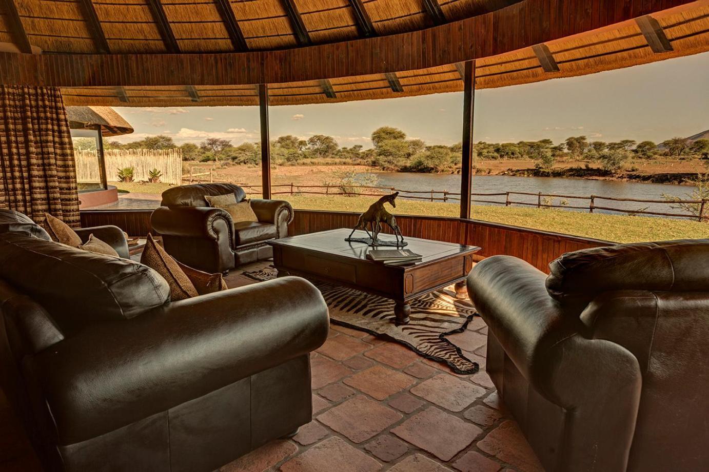 Mount Etjo Safari Lodge Kalkfeld 외부 사진