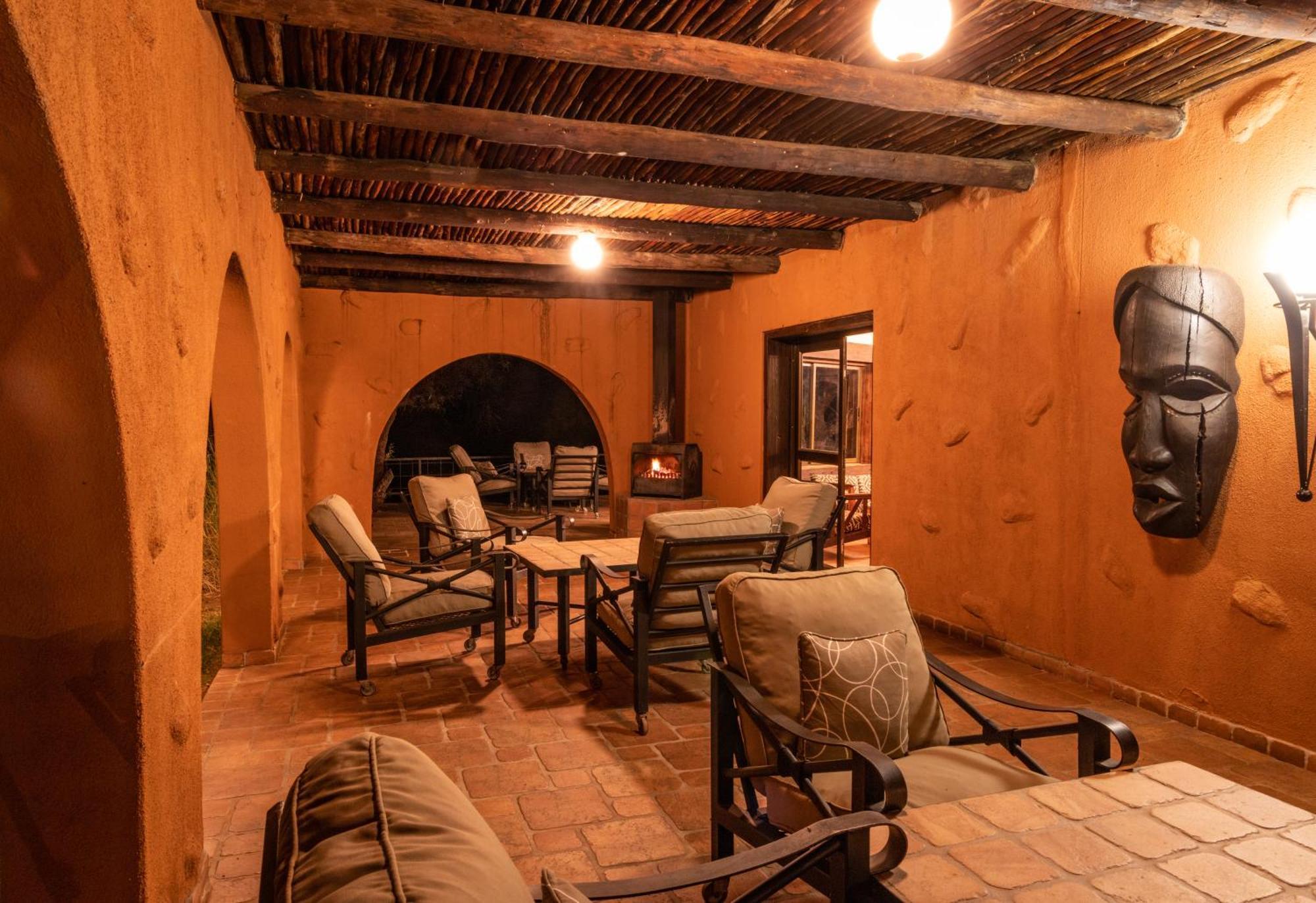 Mount Etjo Safari Lodge Kalkfeld 외부 사진