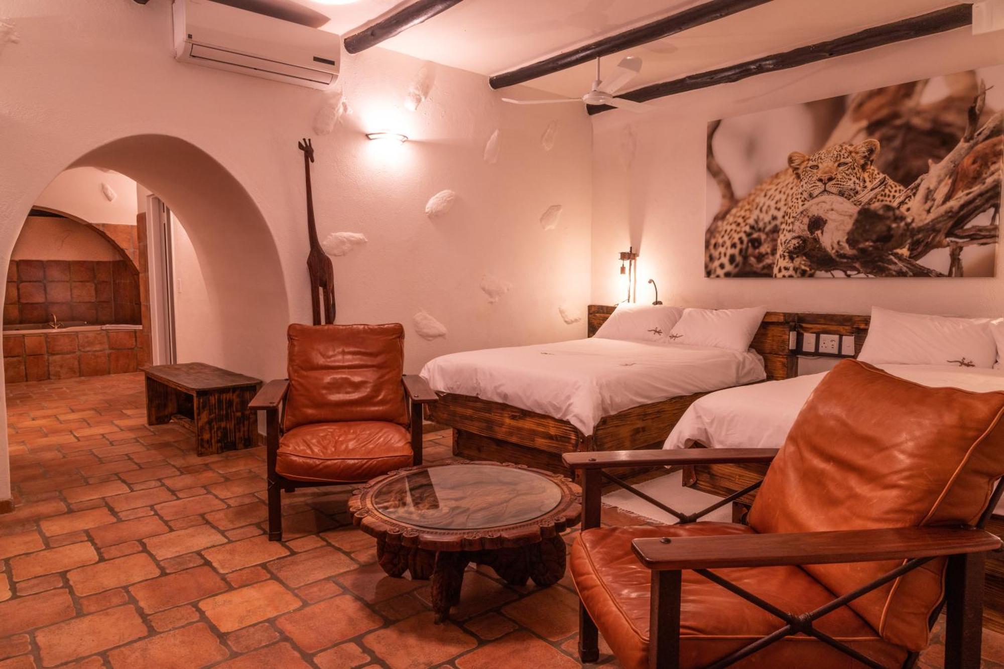 Mount Etjo Safari Lodge Kalkfeld 외부 사진