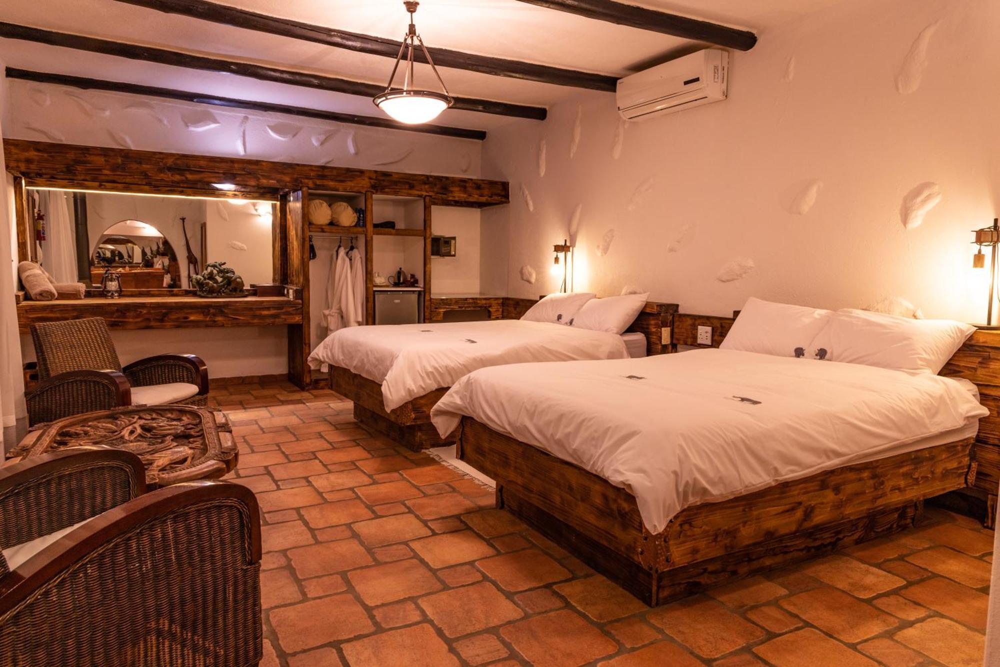 Mount Etjo Safari Lodge Kalkfeld 외부 사진