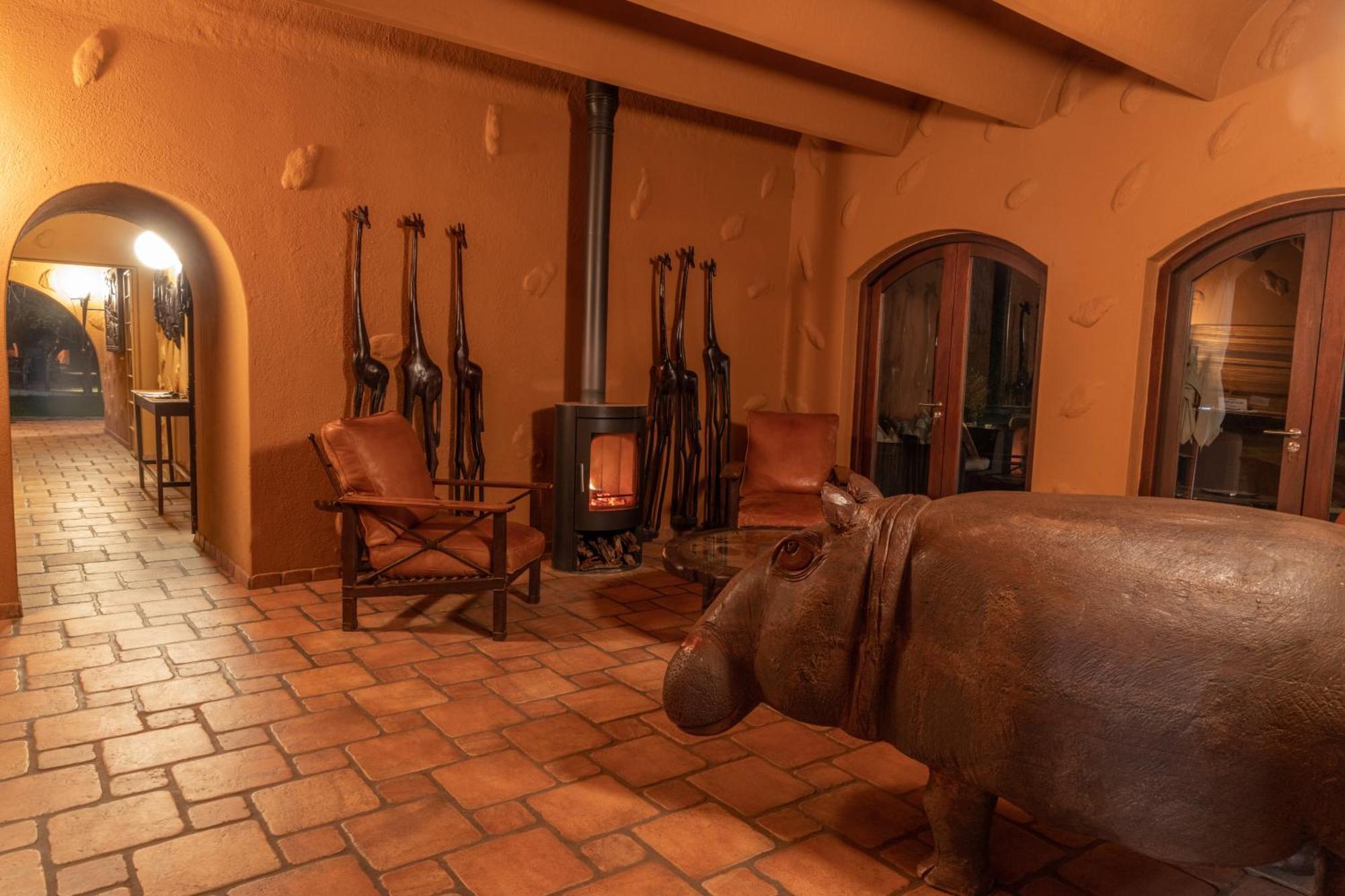 Mount Etjo Safari Lodge Kalkfeld 외부 사진