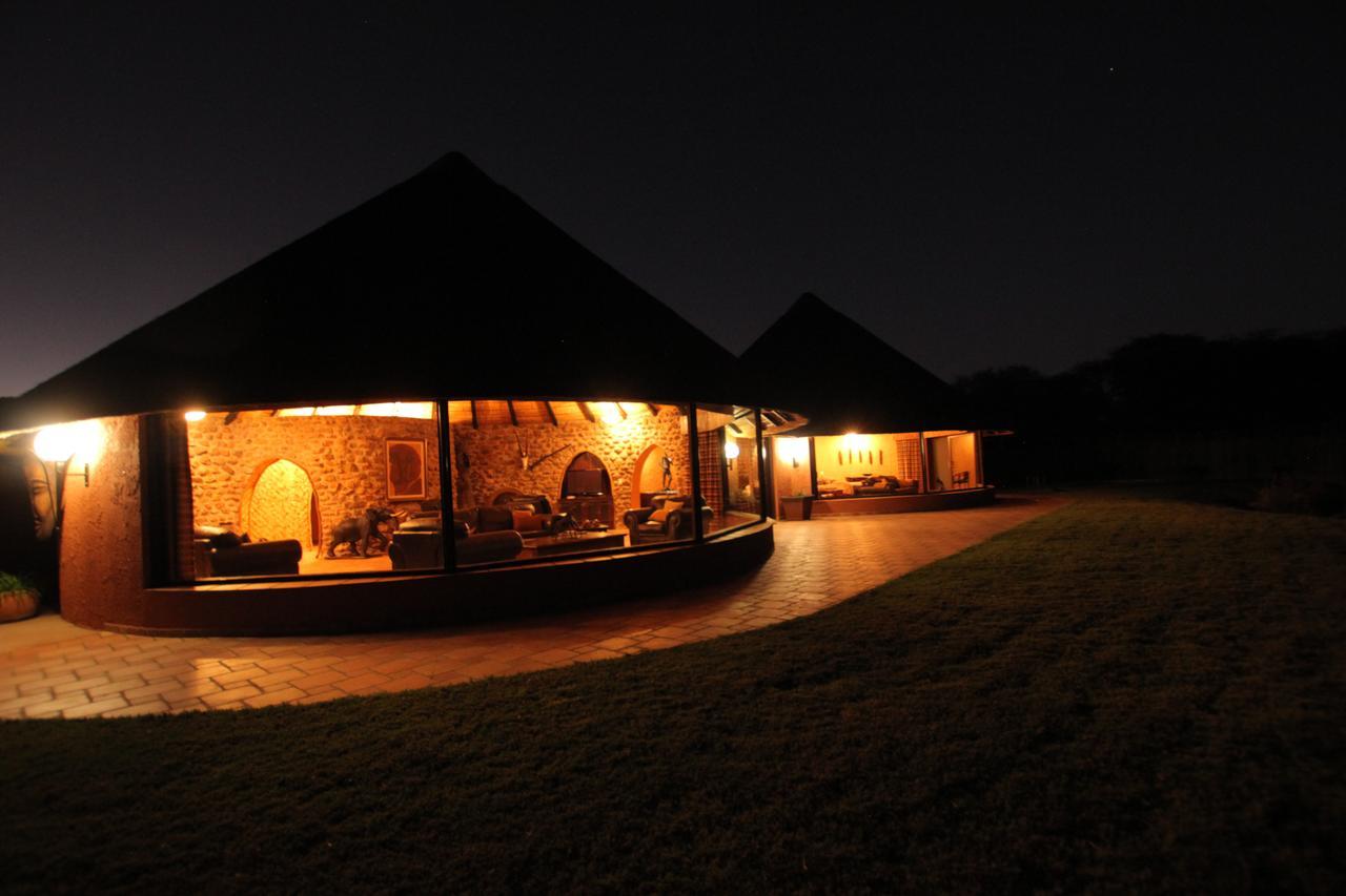 Mount Etjo Safari Lodge Kalkfeld 외부 사진